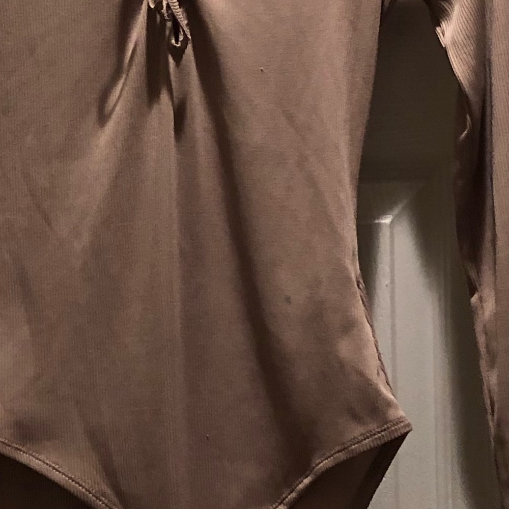 Tan Top - Picture 2 of 2
